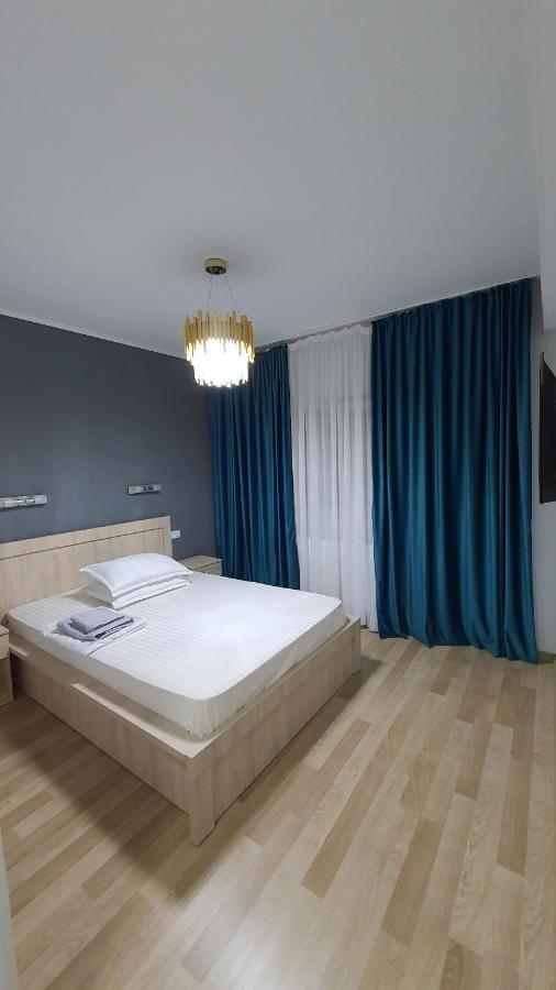 Cazare Spital Fundeni Bucureşti Ngoại thất bức ảnh